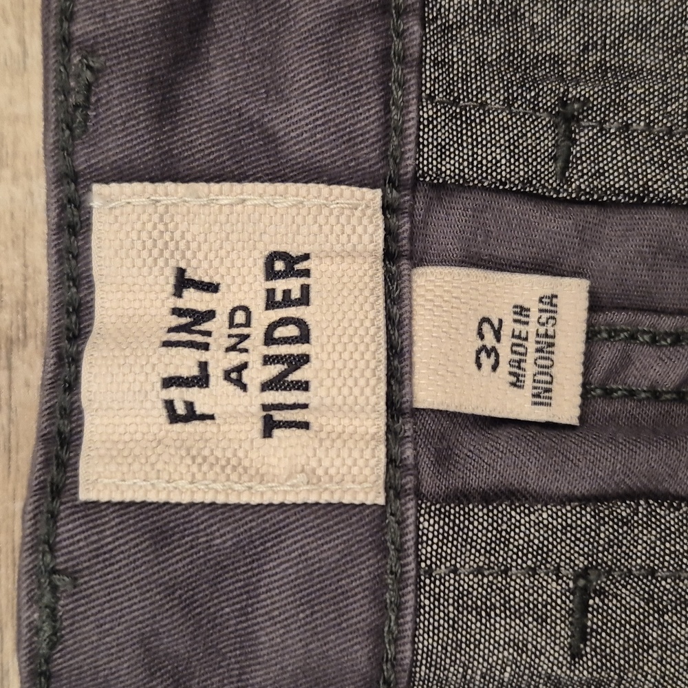 FLINT AND TINDER Solid Dark Grey Pattern Sz 32 Me… - image 5